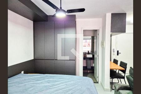Sala/Quarto de kitnet/studio para alugar com 1 quarto, 28m² em Centro Histórico de São Paulo, São Paulo