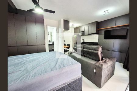 Sala/Quarto de kitnet/studio para alugar com 1 quarto, 28m² em Centro Histórico de São Paulo, São Paulo