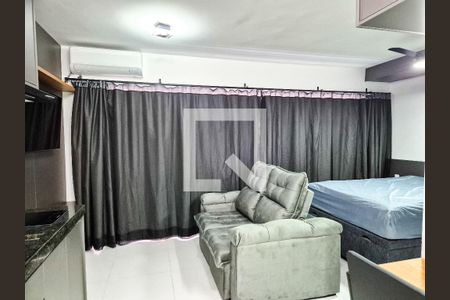 Sala/Quarto de kitnet/studio para alugar com 1 quarto, 28m² em Centro Histórico de São Paulo, São Paulo