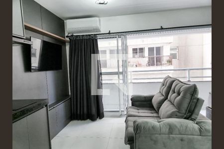 Sala/Quarto de kitnet/studio para alugar com 1 quarto, 28m² em Centro Histórico de São Paulo, São Paulo