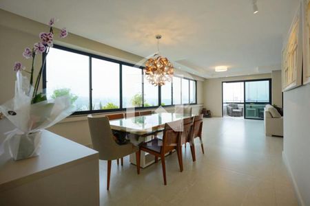 Apartamento à venda com 3 quartos, 180m² em Vila Alexandria, São Paulo