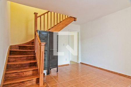 Sala de casa de condomínio para alugar com 2 quartos, 150m² em Santana, São Paulo