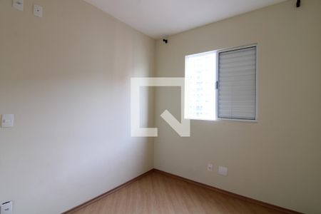 Quarto 2 de apartamento para alugar com 2 quartos, 50m² em Vila Guilhermina, São Paulo