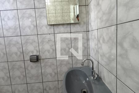 Banheiro Suíte de casa para alugar com 3 quartos, 71m² em Jardim São Pedro, Campinas