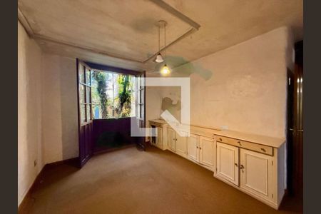 Casa à venda com 3 quartos, 206m² em Chácara Monte Alegre, São Paulo