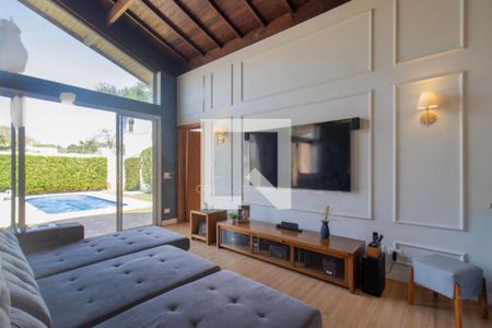 Casa à venda com 4 quartos, 330m² em Interlagos, São Paulo