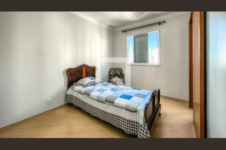 Quarto 1 de apartamento para alugar com 2 quartos, 50m² em Jardim Alzira, São Paulo