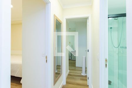 Corredor de apartamento para alugar com 2 quartos, 60m² em Parque Sao Domingos, São Paulo