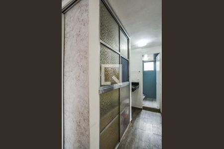Corredor de apartamento à venda com 2 quartos, 56m² em Jardim Alvorada, Santo André
