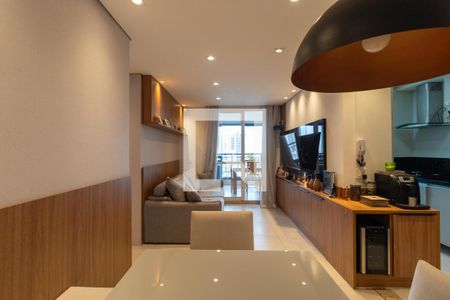 Salas de apartamento à venda com 3 quartos, 83m² em Taquaral, Campinas