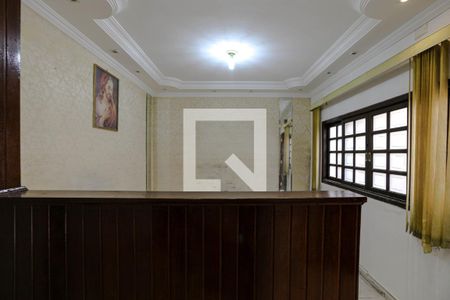 Sala de casa para alugar com 2 quartos, 95m² em Centro, Mogi das Cruzes