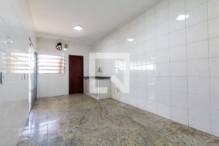 Cozinha de casa para alugar com 3 quartos, 250m² em Vila Carrão, São Paulo