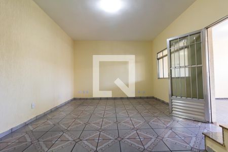 Sala de casa para alugar com 3 quartos, 250m² em Vila Carrão, São Paulo