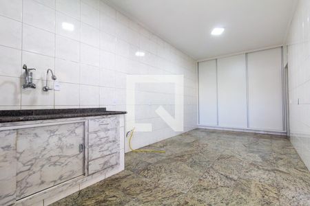 Cozinha de casa para alugar com 3 quartos, 250m² em Vila Carrão, São Paulo