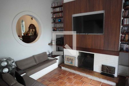 Sala de TV de casa à venda com 2 quartos, 327m² em Jardim Rancho Alegre, Barueri