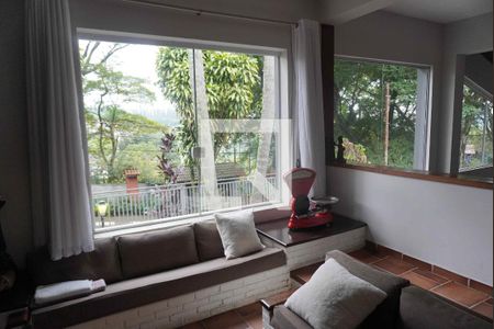 Sala de TV de casa à venda com 2 quartos, 327m² em Jardim Rancho Alegre, Barueri