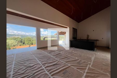 Sala/Cozinha de casa de condomínio à venda com 3 quartos, 230m² em Casa Branca, Brumadinho