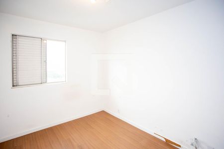 Quarto 2 de apartamento à venda com 2 quartos, 60m² em Jardim Maria Leonor, Diadema