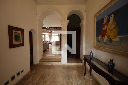 Hall de entrada Sala  de casa de condomínio para alugar com 4 quartos, 853m² em Jardim Petropolis, São Paulo