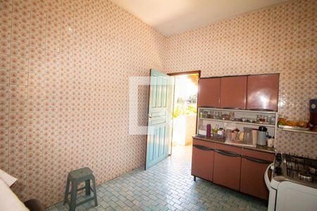 Cozinha de casa à venda com 3 quartos, 130m² em Glória, Belo Horizonte