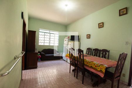 Sala 2 de casa à venda com 3 quartos, 130m² em Glória, Belo Horizonte