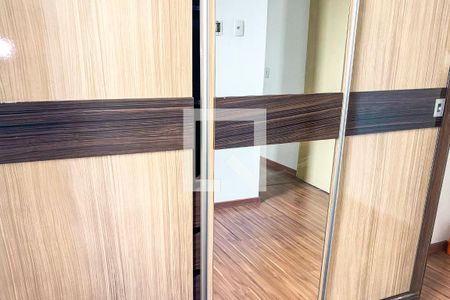Quarto 2 de apartamento para alugar com 2 quartos, 42m² em Vila Pirajussara, São Paulo