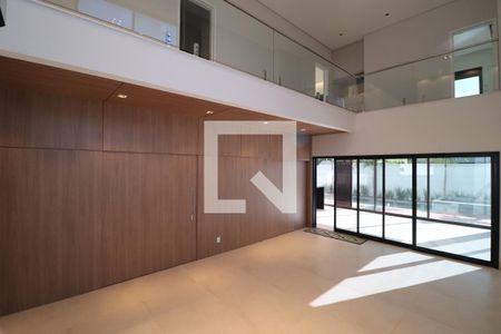 Sala de casa de condomínio para alugar com 4 quartos, 400m² em Jardim das Palmeiras, Uberlândia