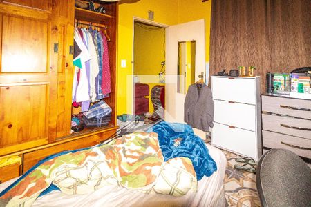 Quarto de casa à venda com 4 quartos, 64m² em Parque Grajau, São Paulo