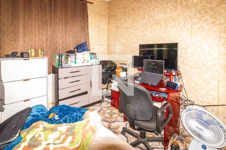 Quarto de casa à venda com 4 quartos, 64m² em Parque Grajau, São Paulo