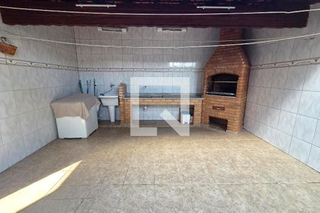 Casa para alugar com 3 quartos, 110m² em Vila Caiçara, Praia Grande