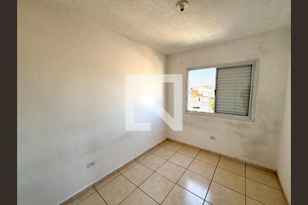 Quarto 1 de apartamento para alugar com 2 quartos, 48m² em Jardim Fanganiello, Ferraz de Vasconcelos