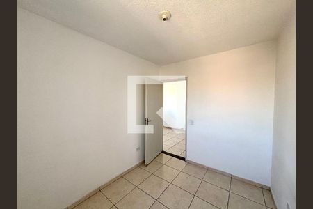 Quarto 1 de apartamento para alugar com 2 quartos, 48m² em Jardim Fanganiello, Ferraz de Vasconcelos
