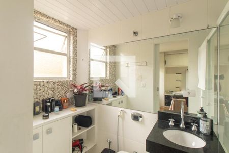 Banheiro da Suite de apartamento à venda com 3 quartos, 137m² em Água Verde, Curitiba