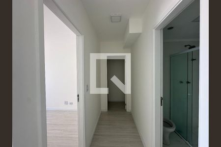 Corredor de apartamento para alugar com 2 quartos, 56m² em Jardim California, Jacareí