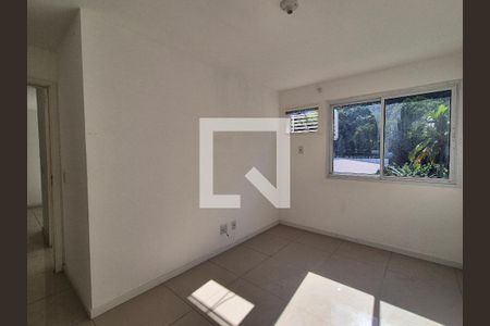 Apartamento à venda com 2 quartos, 75m² em Vargem Pequena, Rio de Janeiro