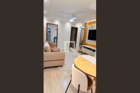 Sala de apartamento à venda com 2 quartos, 65m² em Jaguaribe, Osasco