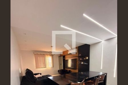 Casa para alugar com 4 quartos, 80m² em Jardim Alvorada, Nova Iguaçu