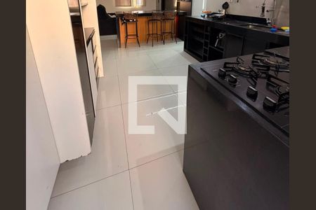 Casa para alugar com 4 quartos, 80m² em Jardim Alvorada, Nova Iguaçu