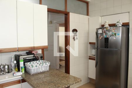 Apartamento à venda com 3 quartos, 172m² em Santa Cecilia, São Paulo