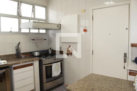 Apartamento à venda com 3 quartos, 172m² em Santa Cecilia, São Paulo