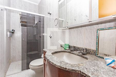 Banheiro da Suíte de casa à venda com 2 quartos, 150m² em Jardim Vergueiro, São Paulo