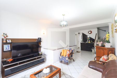 Casa à venda com 3 quartos, 220m² em Vila Maria Alta, São Paulo