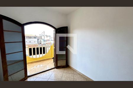 Quarto 1 de casa para alugar com 2 quartos, 75m² em Parque Jandaia, Guarulhos