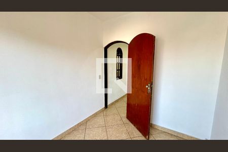 Quarto 1 de casa para alugar com 2 quartos, 75m² em Parque Jandaia, Guarulhos