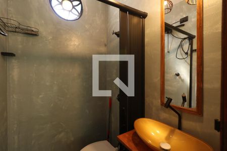 Banheiro de kitnet/studio para alugar com 1 quarto, 15m² em Jardim Sao Caetano, São Caetano do Sul