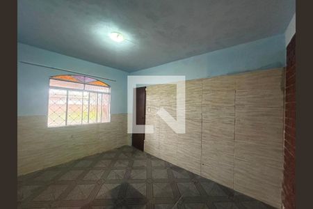 Quarto 1 de casa para alugar com 3 quartos, 100m² em Mathias Velho, Canoas