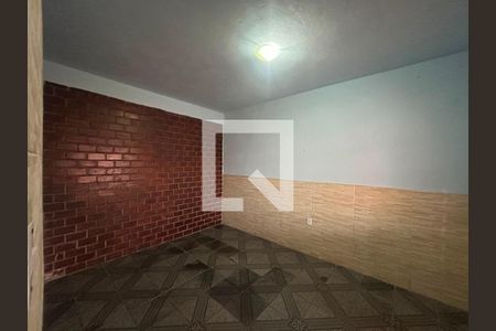 Quarto 1 de casa para alugar com 3 quartos, 100m² em Mathias Velho, Canoas