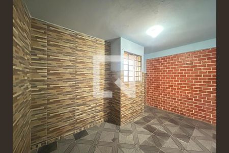 Quarto 2 de casa para alugar com 3 quartos, 100m² em Mathias Velho, Canoas
