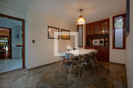 Casa à venda com 4 quartos, 430m² em Santo Amaro, São Paulo