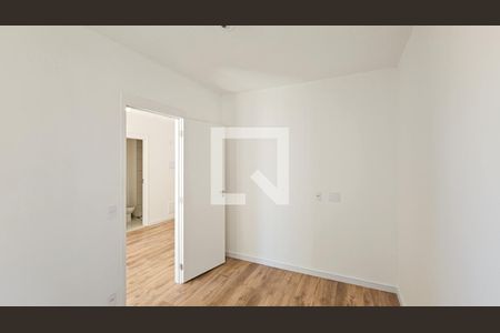 Quarto 1 de apartamento para alugar com 2 quartos, 44m² em Vila Sul Americana, Carapicuíba